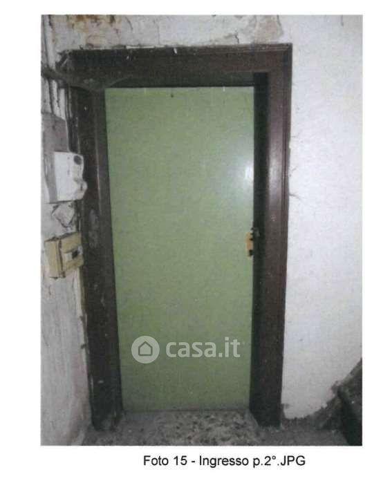 Trilocale in Via Piave 8 — foto 10 di 18