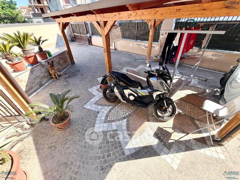 Villa in Via Vittorio Emanuele 129 — foto 25 di 32