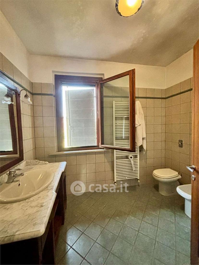 Villa in Via San Rocco — foto 12 di 32