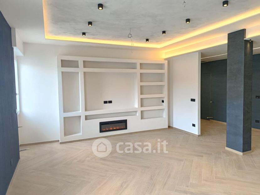 Quadrilocale in Via Facino Cane 15 — foto 15 di 41