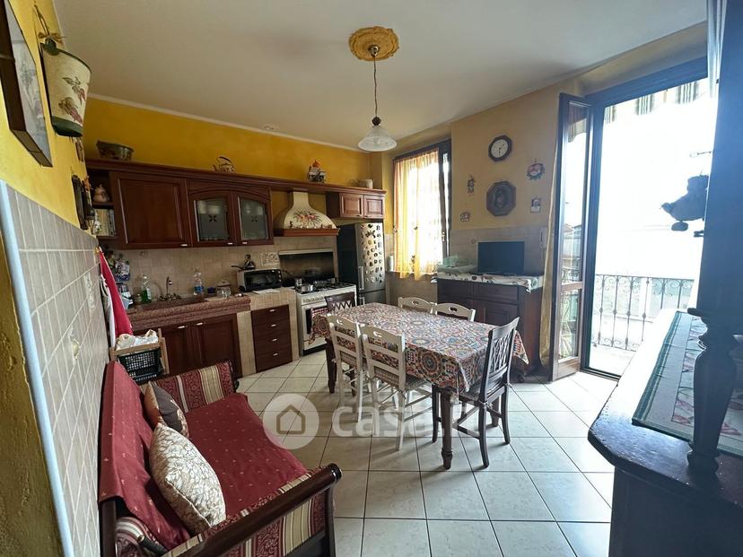 Trilocale in Via XXV Luglio 6 — foto 11 di 29