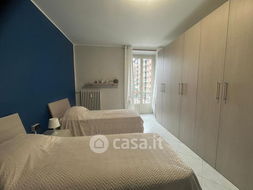 Stanza in Via Andorno 41 — foto 7 di 16