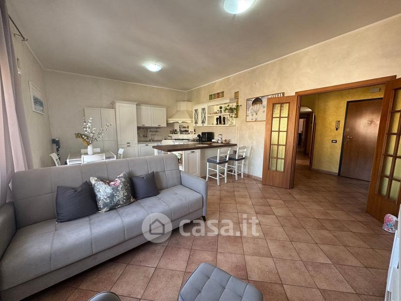 Appartamento in Via Fosse Ardeatine 11 — foto 22 di 60