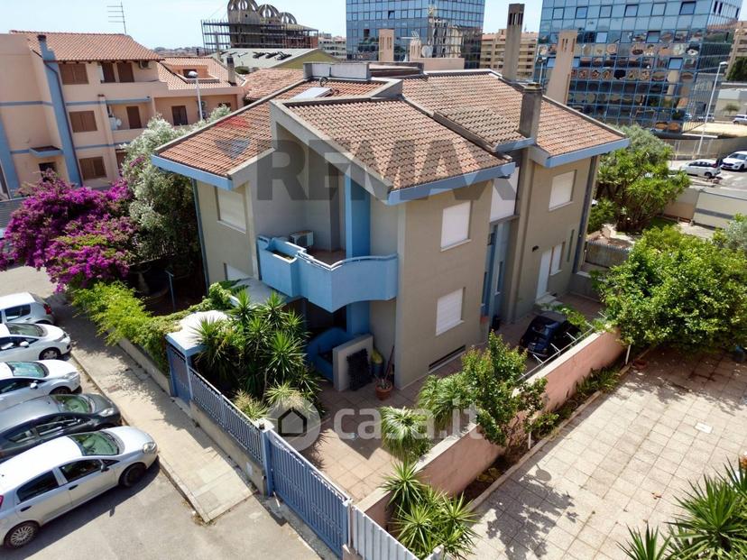 Villa in Via Bartolomeo Colleoni 10 — foto 40 di 46