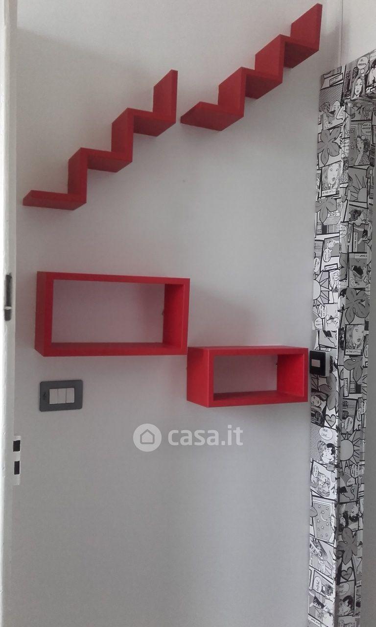 Trilocale in Via al Ponte Reale
