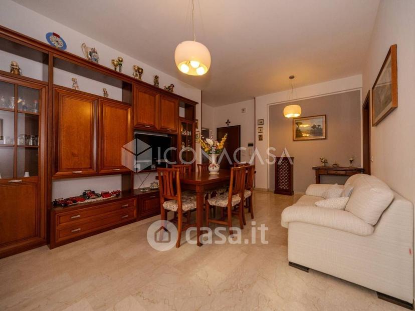 Trilocale in Via della Resistenza 2 — foto 13 di 86