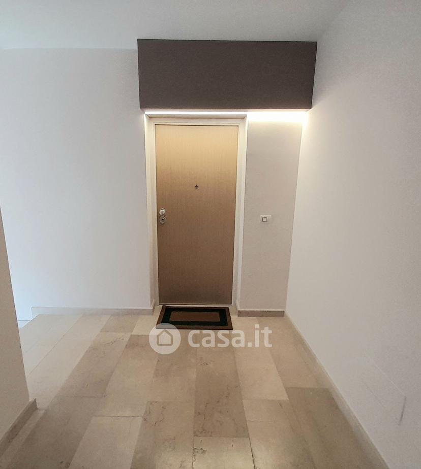 Appartamento in Via Mario Ronzini — foto 14 di 51