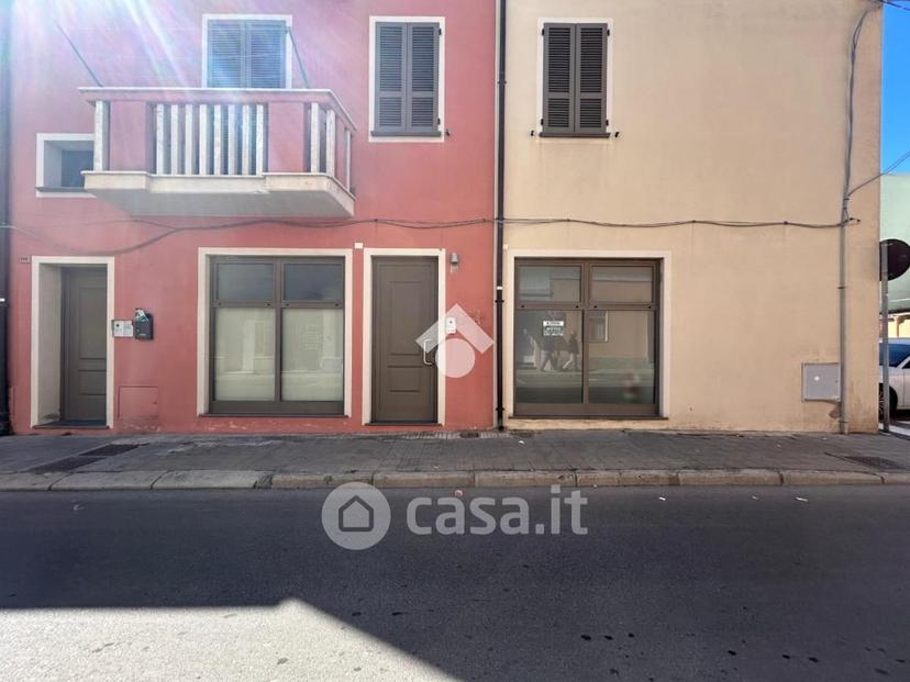 Quadrilocale in Via E. d'Arborea 116 — foto 29 di 32