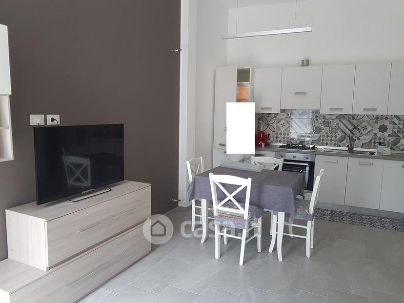 Bilocale in Via Taranto 8 — foto 7 di 10