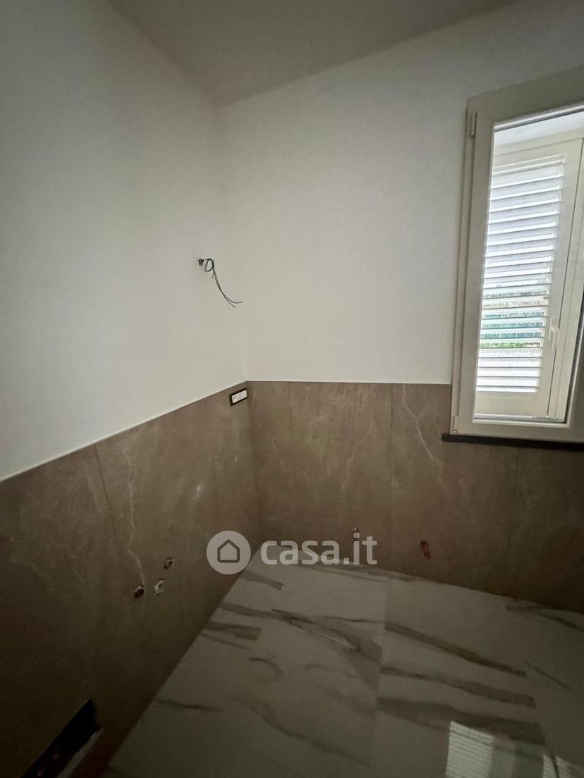 Appartamento in Via Tito Strocchi — foto 3 di 20