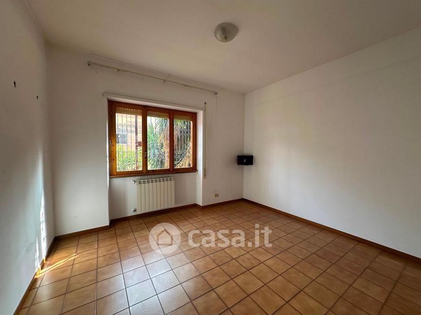 Villa in Via delle Vigne di Morena — foto 4 di 23