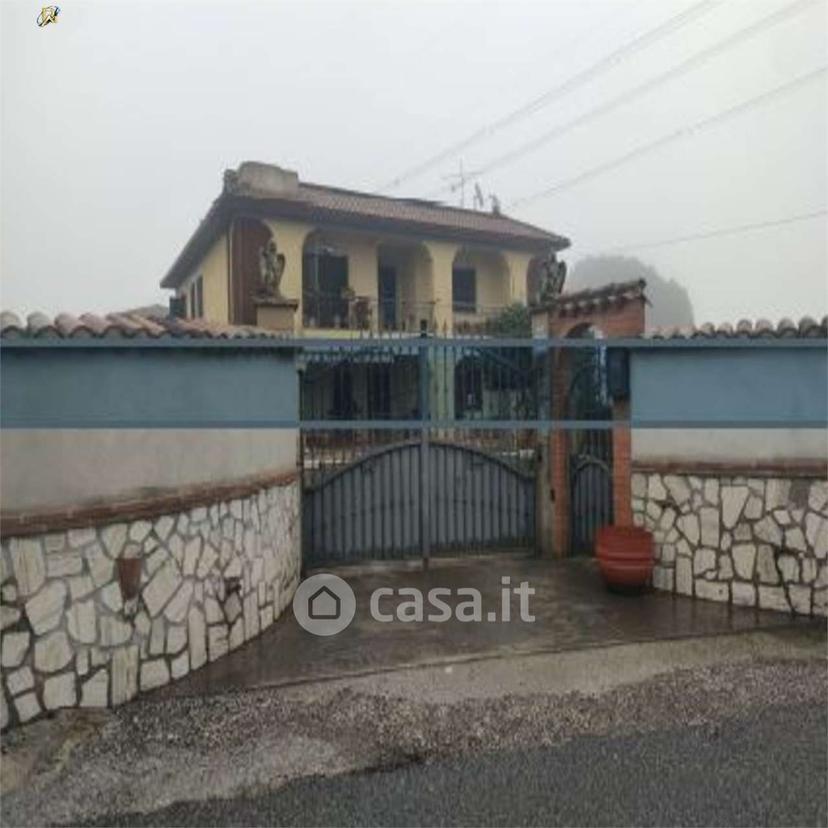 Quadrilocale in Via di Casa Colonnella 146 — foto 25 di 31