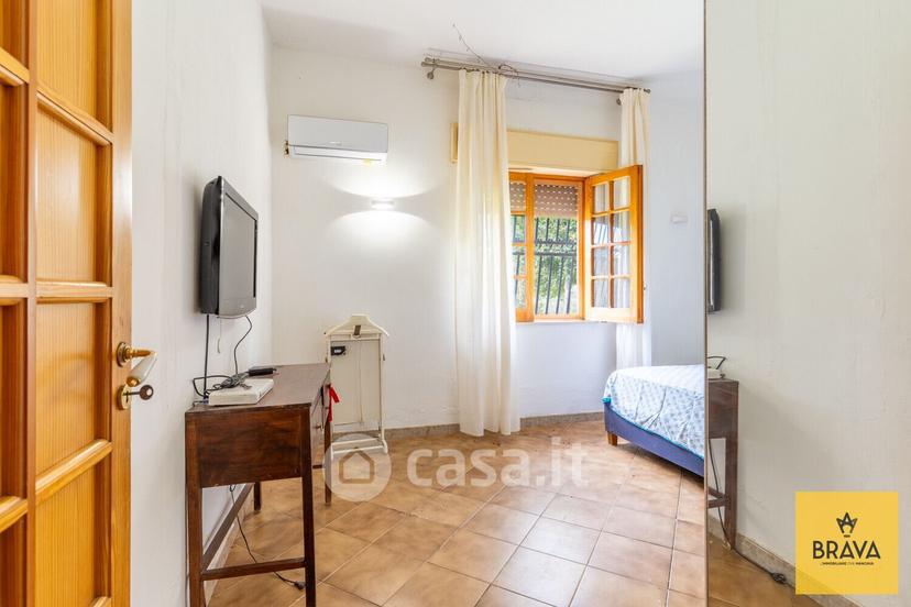 Villa in Via Giacheria — foto 18 di 72
