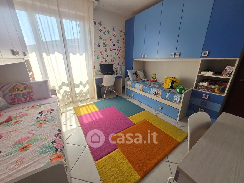 Quadrilocale in Via Amendola — foto 4 di 26