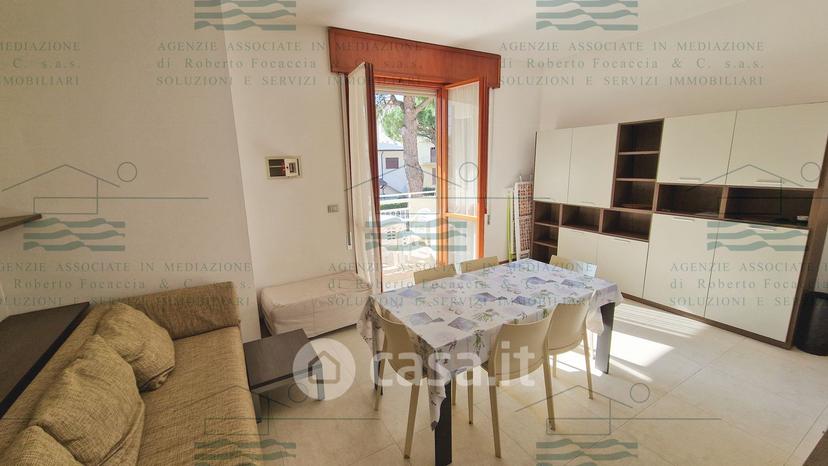 Quadrilocale in Via X Traversa 20 -a — foto 30 di 35
