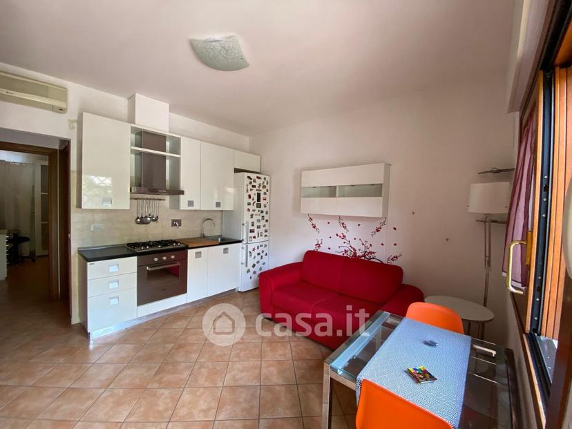 Bilocale in Viale 1º Maggio 86 — foto 8 di 24