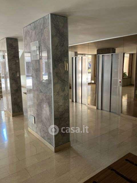 Appartamento in Viale C. Sigonio 22