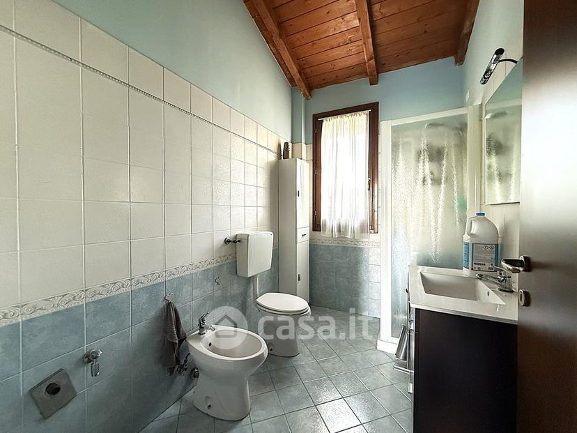 Bilocale in Via Selice 29 M — foto 21 di 23