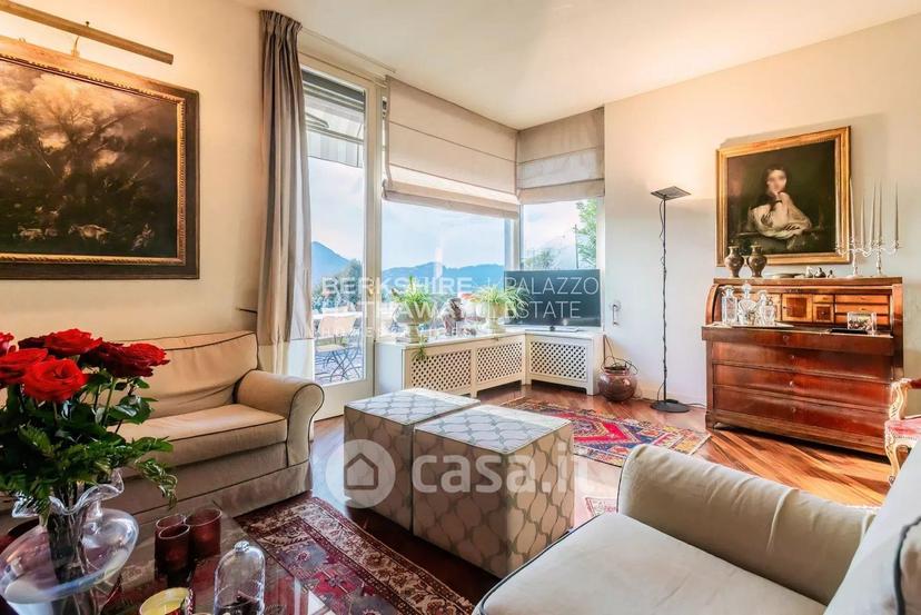 Villa in Via Per Brunate — foto 34 di 44