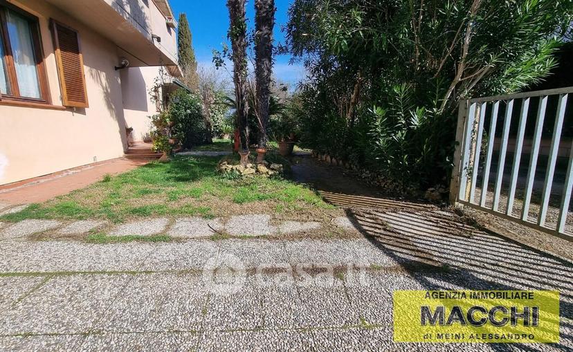 Villa in Via Vespucci 43 — foto 30 di 34