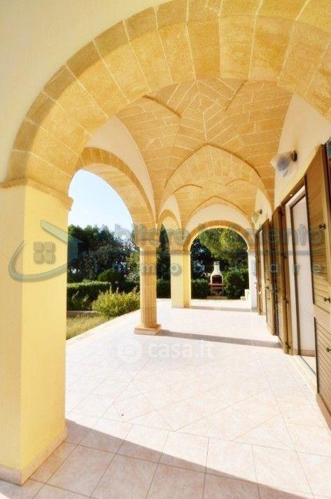 Villa in Pescoluse — foto 18 di 29