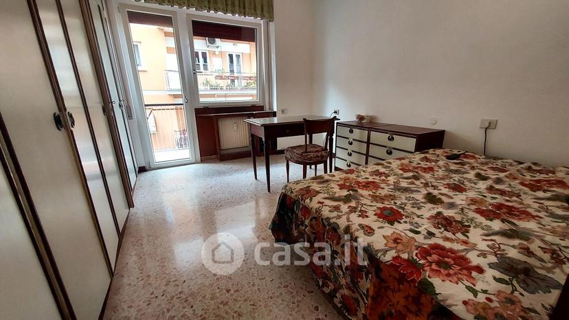 Stanza in Via Festo Avieno