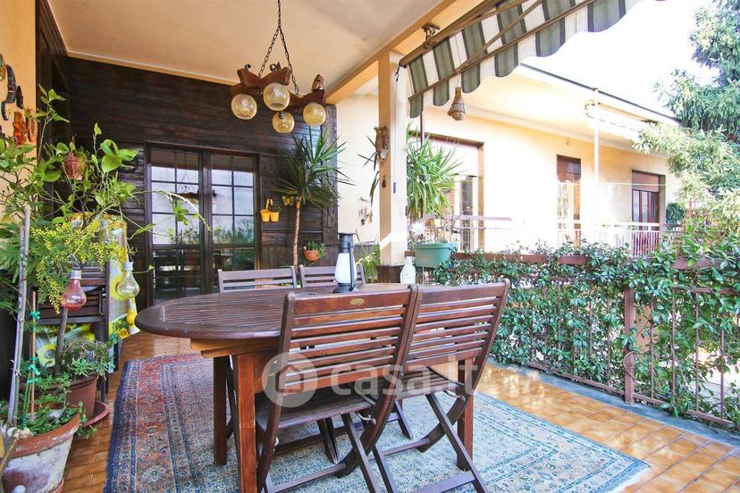 Villa in Via Alessandro Tadino 3 — foto 4 di 52