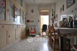 Appartamento in Via Achille Grandi 74