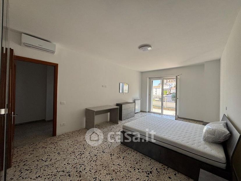 Stanza in Via Torre San Biele — foto 12 di 38