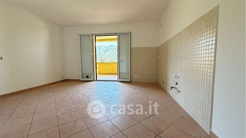 Bilocale in Via al Piemonte — foto 3 di 35