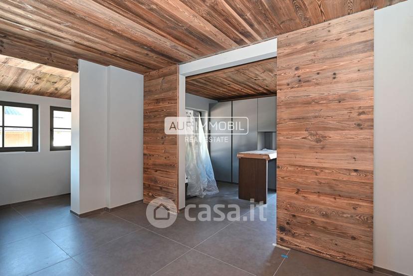 Appartamento in Via San Corbiniano 11 — foto 9 di 24