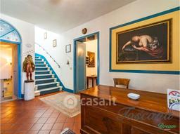 Villa in Via Italia 43