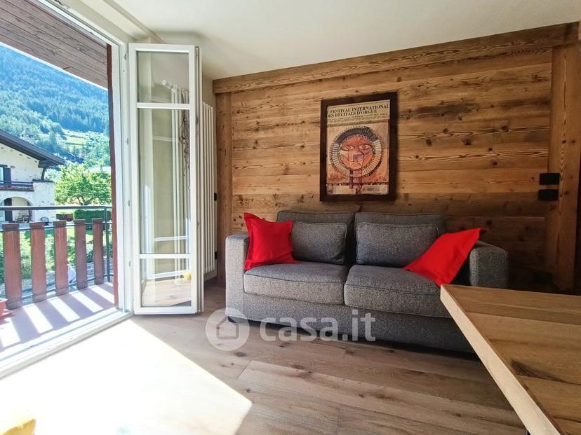 Trilocale in Strada Grand Ru 6