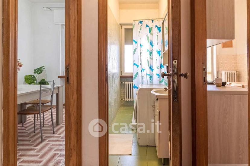 Stanza in Via Gioacchino da Fiore 13 — foto 3 di 15
