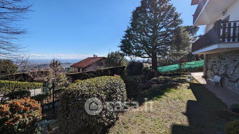 Villa in Via delle Viole 12 — foto 30 di 34