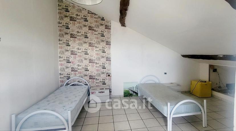 Bilocale in Via Monte Santo 25 — foto 2 di 12