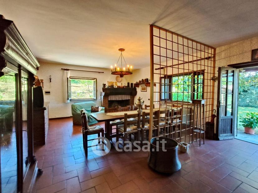Villa in Strada Aquilano — foto 37 di 52