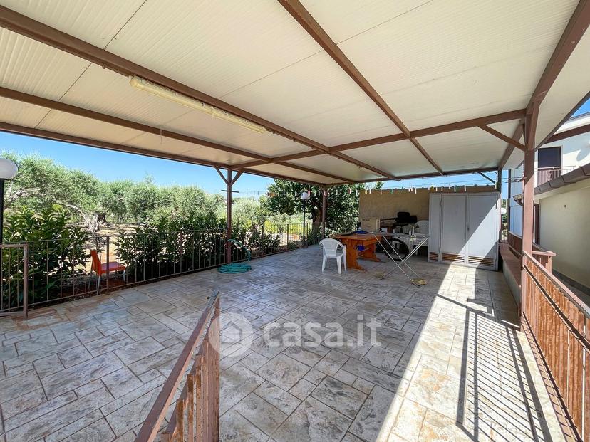 Villa in Via Giovanni Guareschi 67 — foto 24 di 115