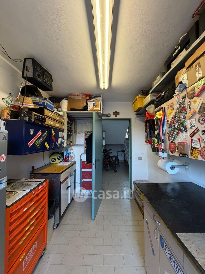 Quadrilocale in Via Maria Lunga 12 — foto 7 di 31