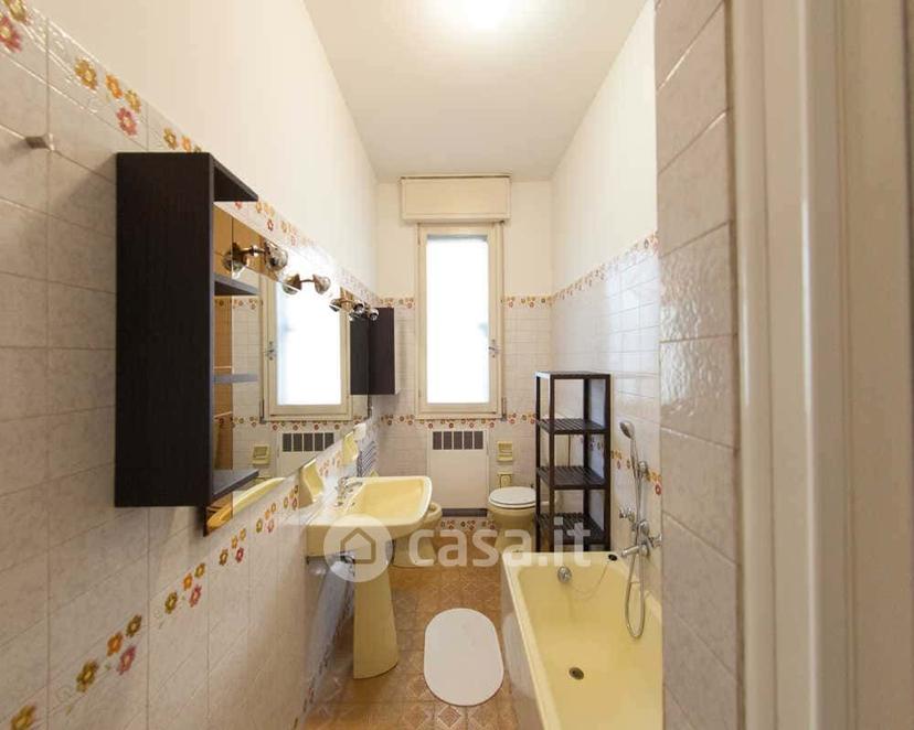 Stanza in Via Benedetto Marcello 23 — foto 21 di 29