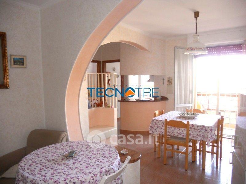 Quadrilocale in Via U. Foscolo 44 — foto 11 di 29