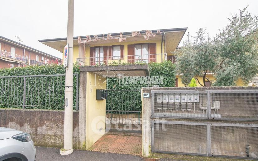 Trilocale in Via Badalasco — foto 15 di 30