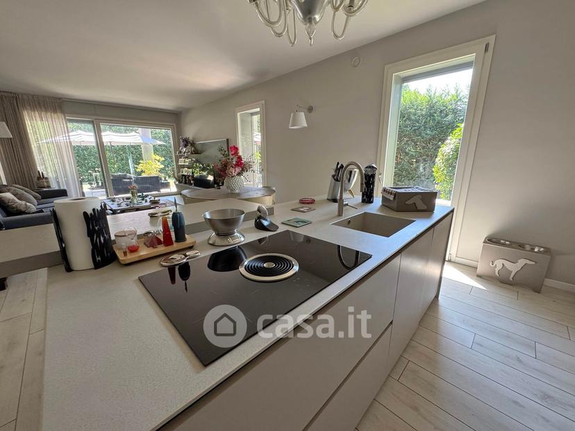 Quadrilocale in Via Vincenzo Monti 4 C — foto 6 di 30