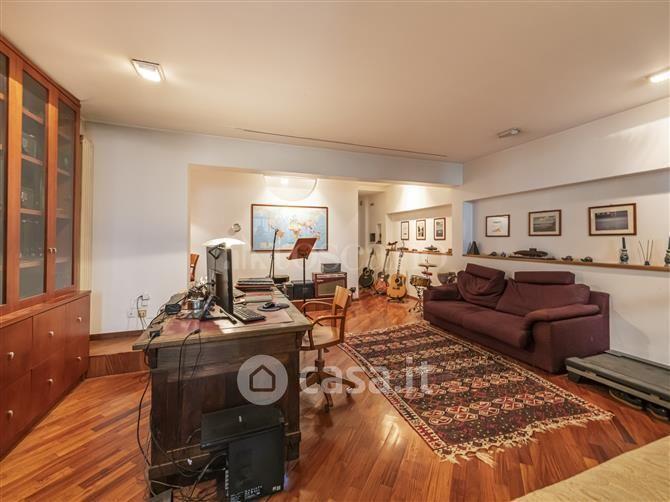 Villa in Via Gaetano Previati — foto 41 di 56