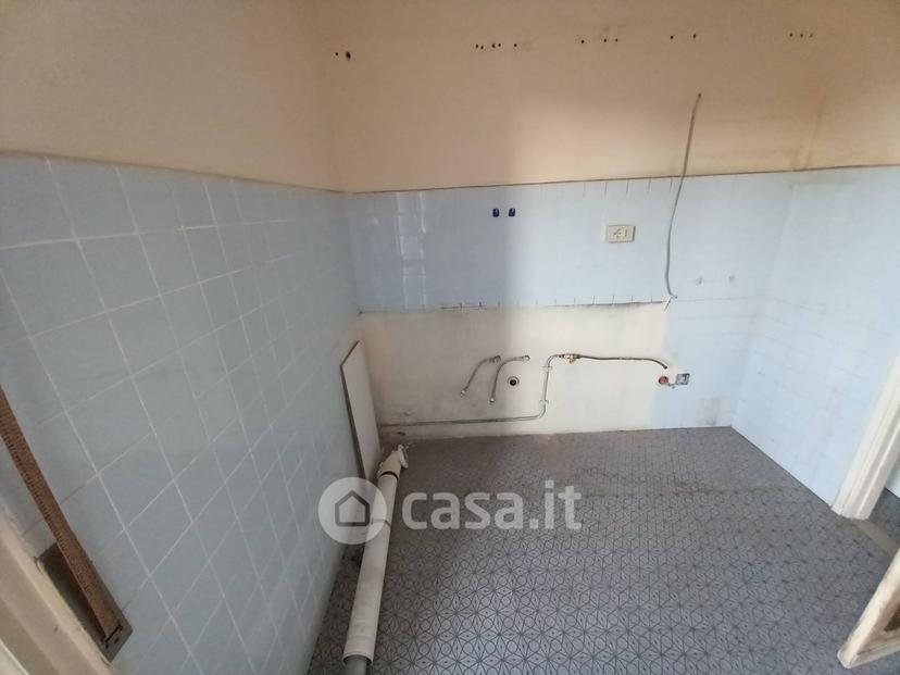 Quadrilocale in Viale delle Terme 30 — foto 3 di 12