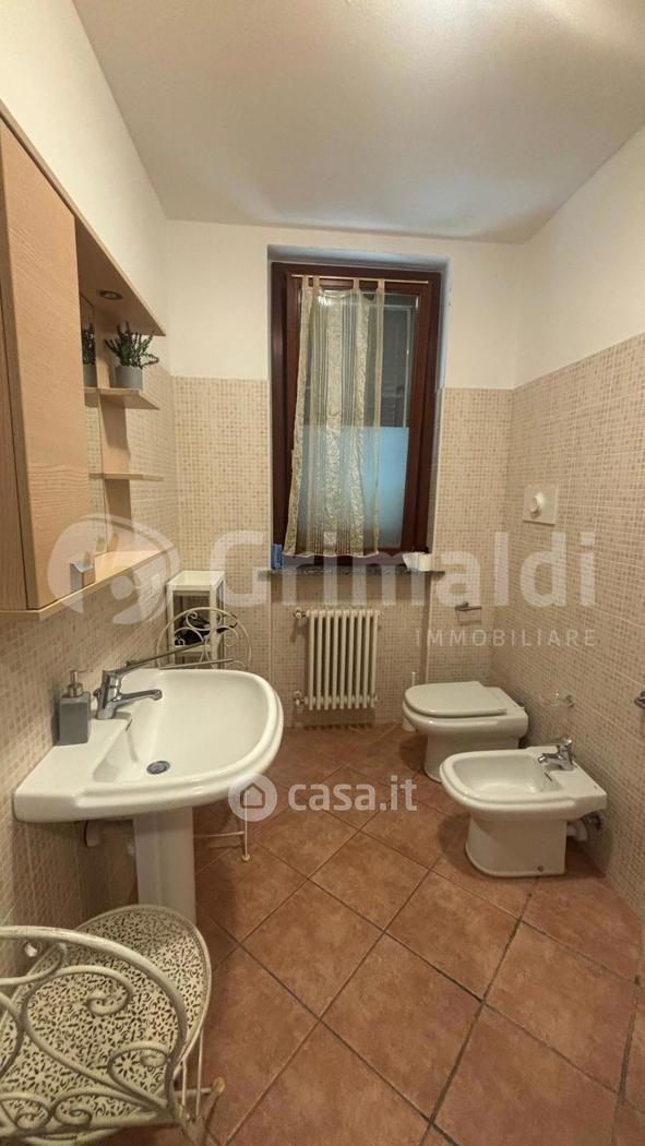Bilocale in Via della Quercia 2 — foto 2 di 29