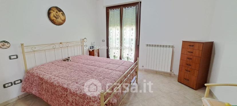 Quadrilocale in Via Lago di Garda — foto 23 di 29