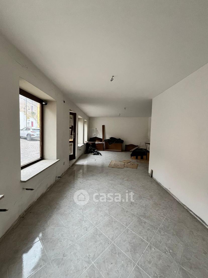 Bilocale in Via Matteotti — foto 5 di 13