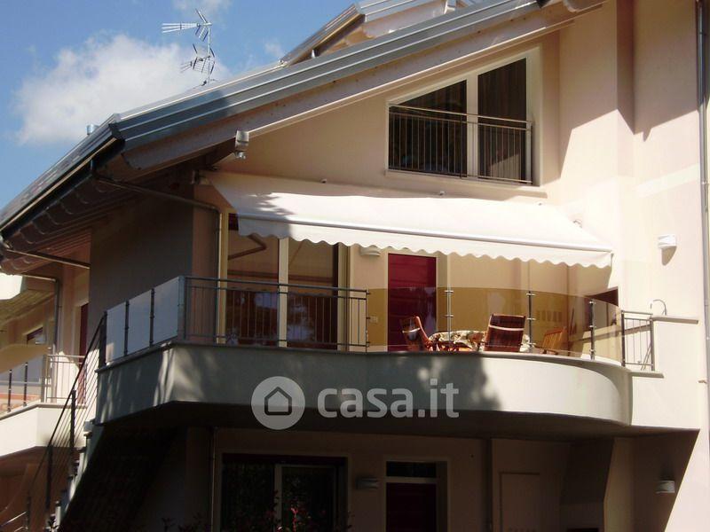 Quadrilocale in Viale Capua 2 R — foto 32 di 32