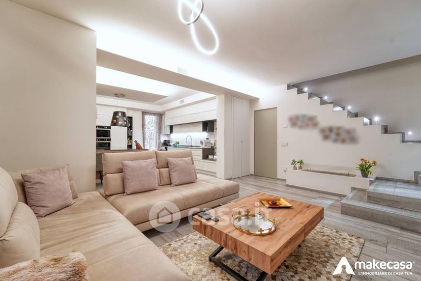 Villa in Via Giuseppina Biggiogero 1 — foto 3 di 33